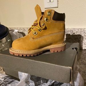 New Toddler Timberlands. Size 5